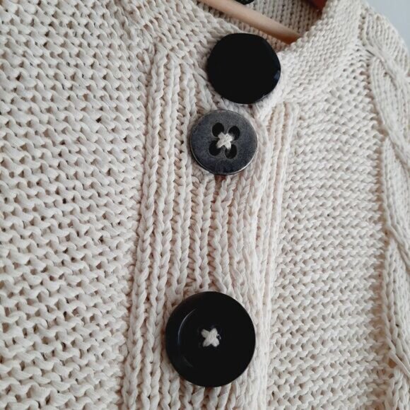 PURE HANDKNIT Chunky Knit Cardigan Sweater Cable Ivory Sz M /L - Picture 5 of 10